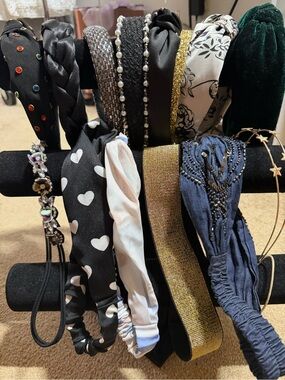 Assorted Women's Black and Gold Headbands - Mixed Styles